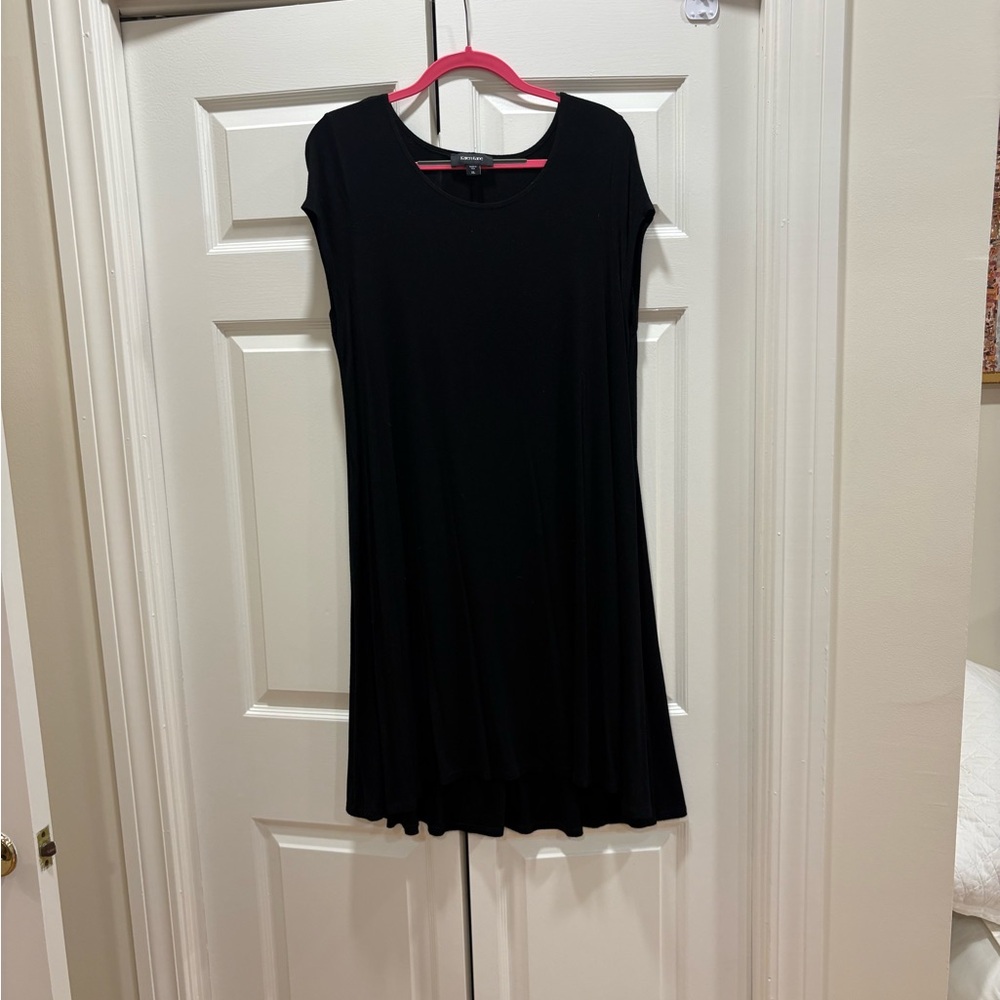Karen Kane Black Short-Sleeve Mini Swing Dress